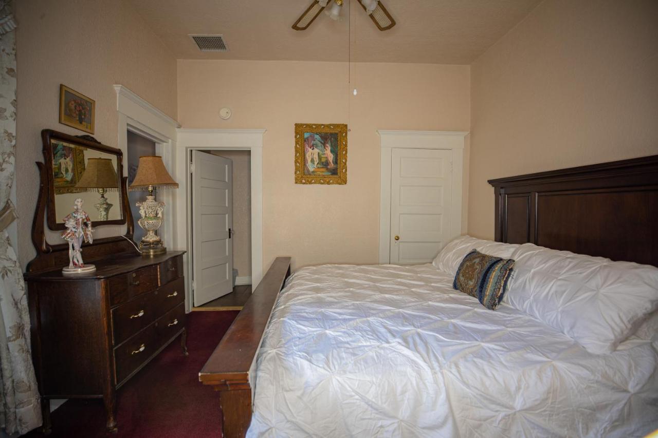 Bisbee Grand Hotel ภายนอก รูปภาพ