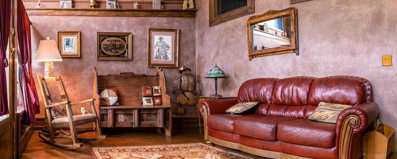 Bisbee Grand Hotel ภายนอก รูปภาพ