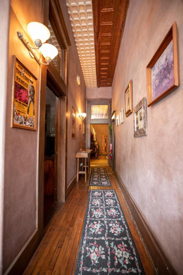 Bisbee Grand Hotel ภายนอก รูปภาพ